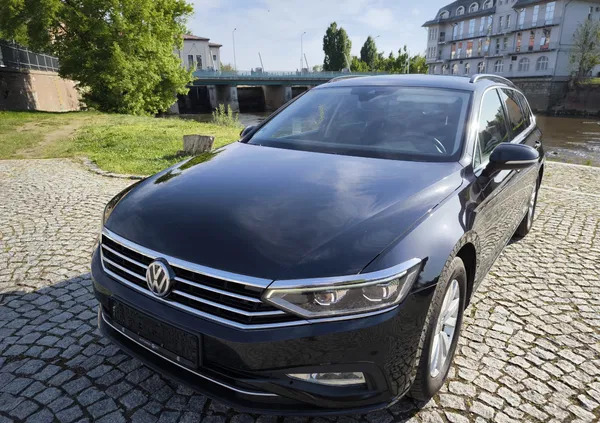 volkswagen passat gubin Volkswagen Passat cena 73900 przebieg: 221000, rok produkcji 2020 z Gubin